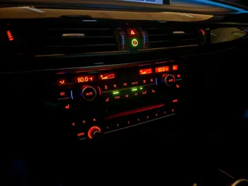 Vehicle image 112