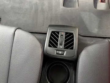 Vehicle image 120