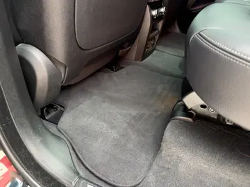 Vehicle image 130