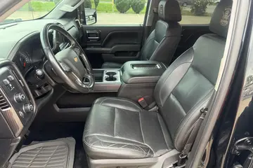 Vehicle image 45