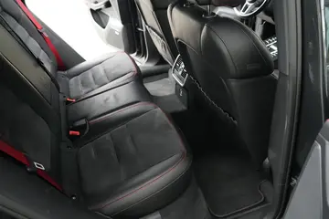 Vehicle image 48