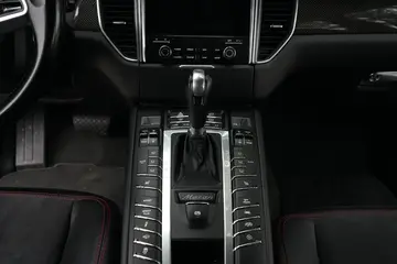 Vehicle image 61
