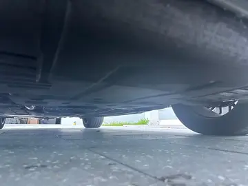 Vehicle image 100