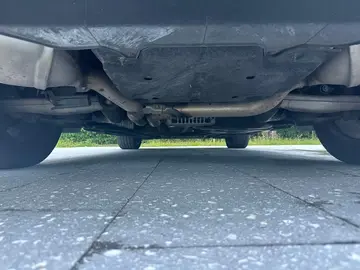Vehicle image 101